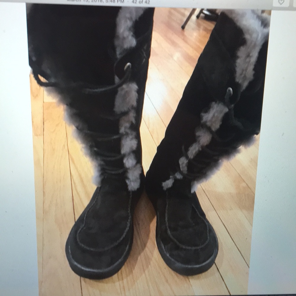Black uggs